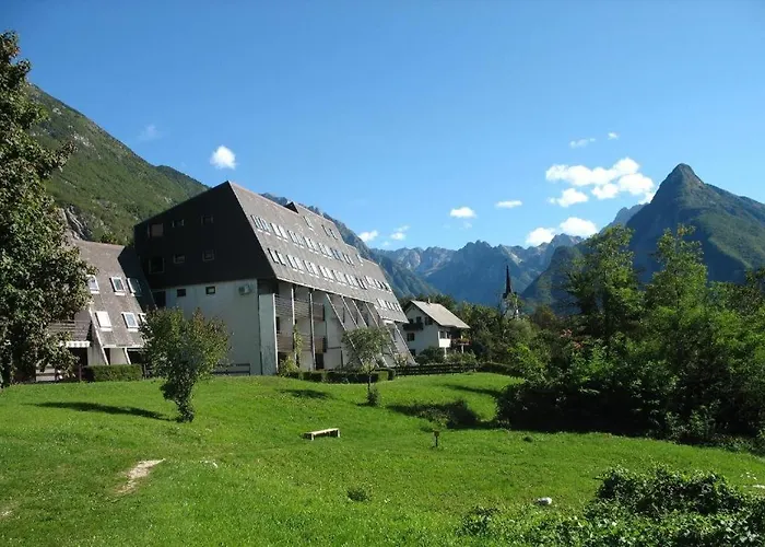 Bovecapartmenta דירה *